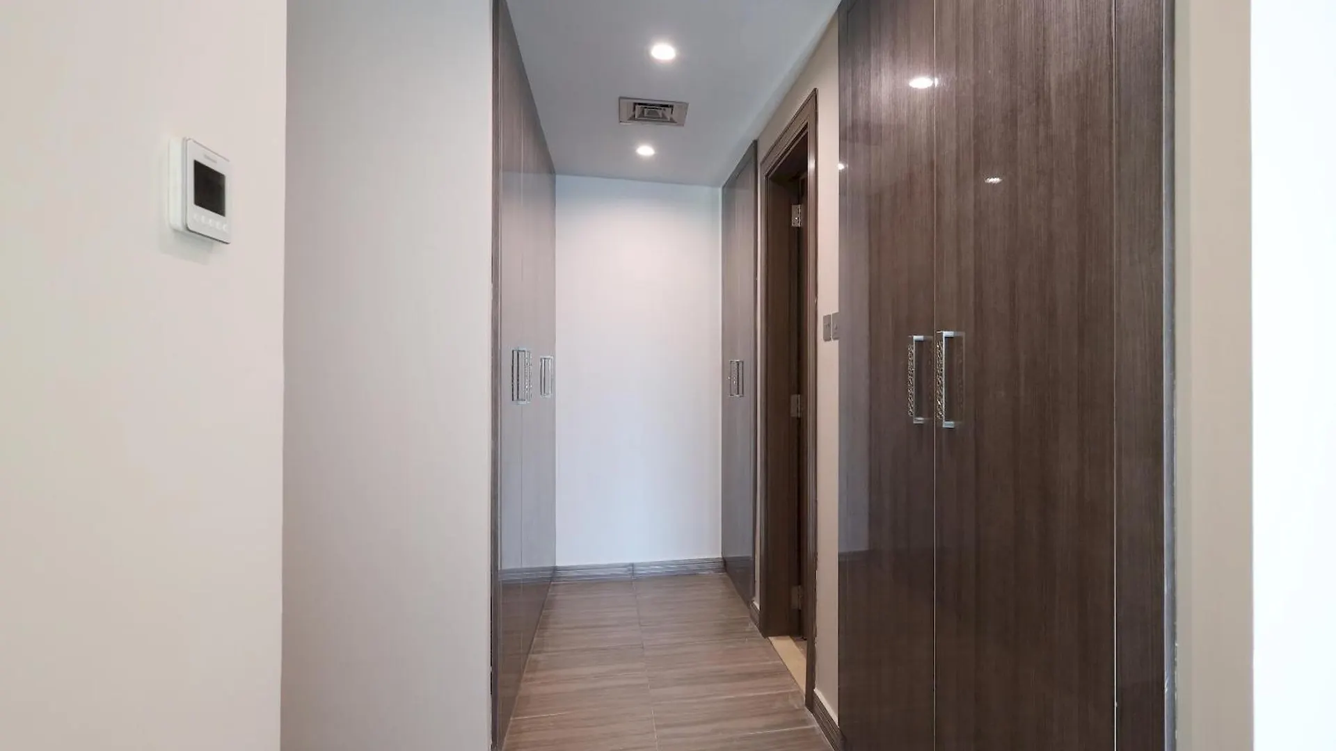 Elite Lux Holiday Homes - Stunning Lake View 1Bhk Retreat In Jlt Dubai