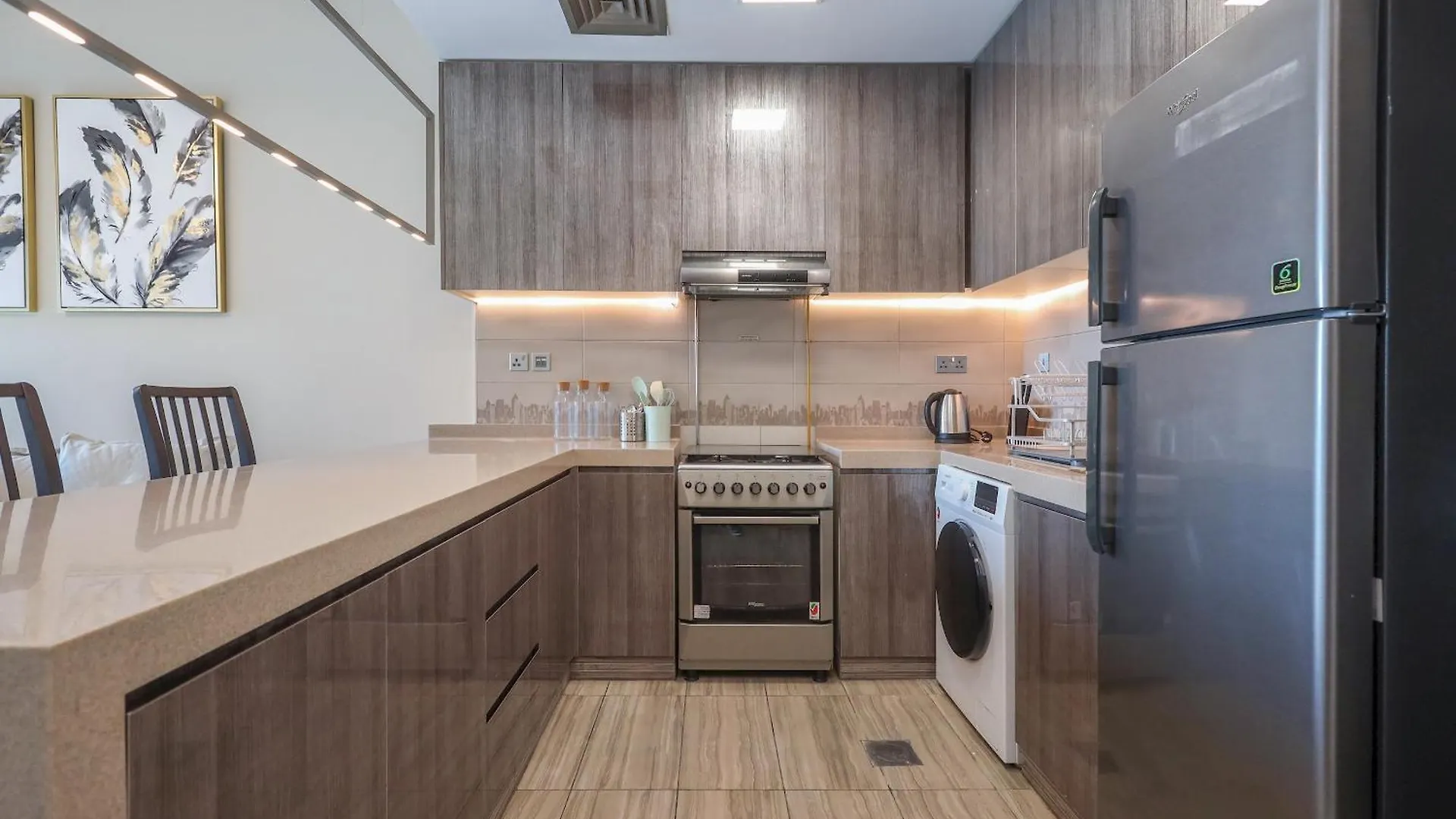 Elite Lux Holiday Homes - Stunning Lake View 1Bhk Retreat In Jlt Dubai Apartment